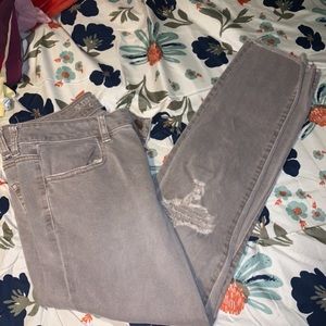 Gray jeans w holes